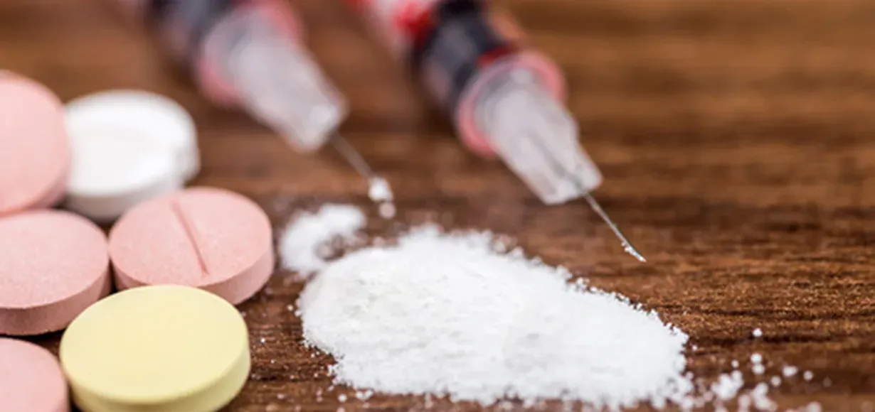Gli effetti della droga sui denti